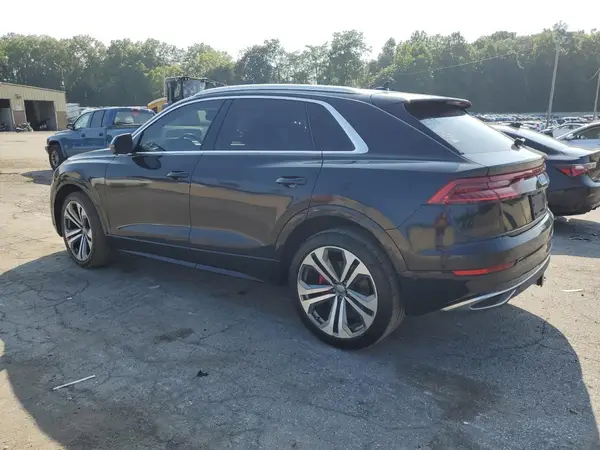WA1CVAF12KD042115 2019 AUDI Q8 - Image 2