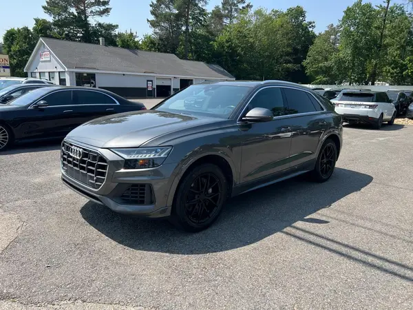 WA1CVAF15KD015619 2019 AUDI Q8 - Image 1