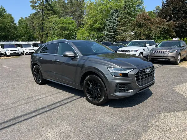 WA1CVAF15KD015619 2019 AUDI Q8 - Image 2