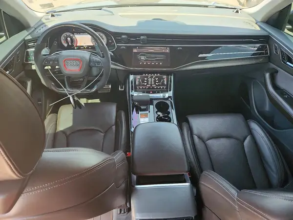 WA1CVAF17KD008347 2019 AUDI Q8 - Image 8
