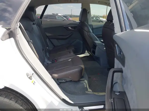 WA1CVAF18KD004503 2019 AUDI Q8 - Image 8