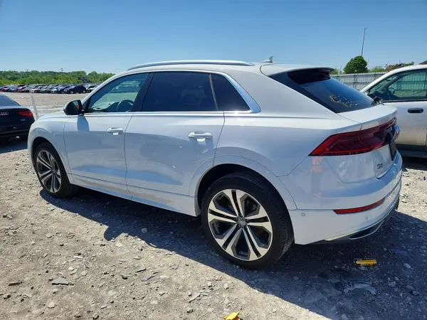 WA1CVAF18KD014559 2019 AUDI Q8 - Image 2