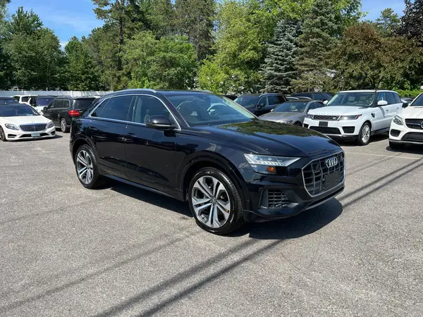 WA1CVAF18KD015257 2019 AUDI Q8 - Image 2