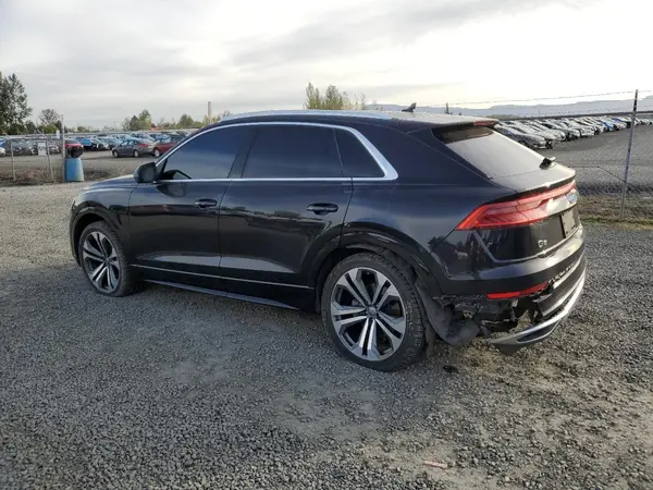 WA1CVAF18KD032348 2019 AUDI Q8 - Image 2