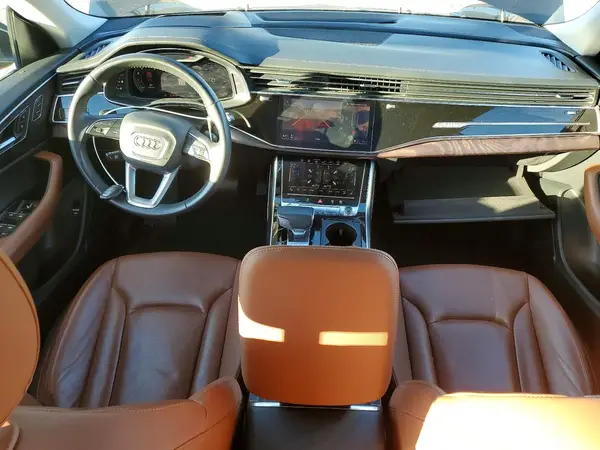 WA1CVAF19KD013064 2019 AUDI Q8 - Image 8