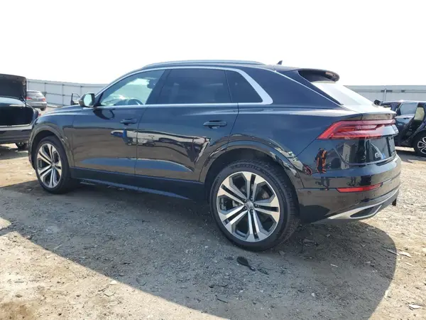 WA1CVAF1XKD035607 2019 AUDI Q8 - Image 2