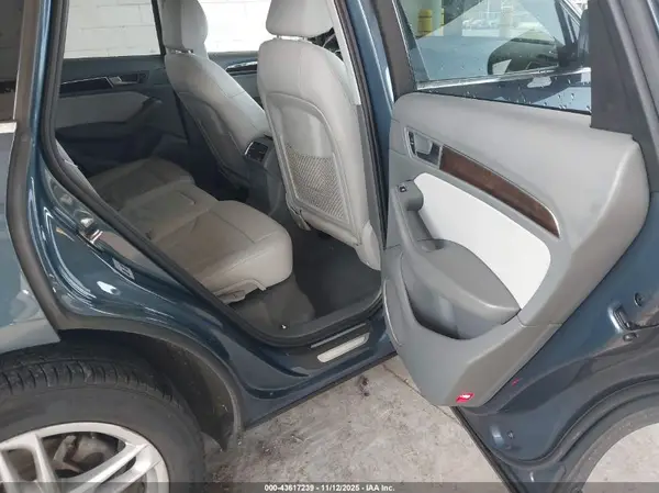WA1CVAFP4GA026463 2016 AUDI Q5 - Image 8