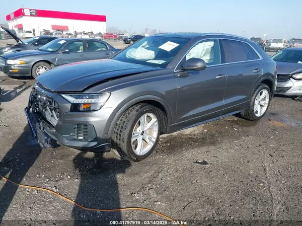 WA1CVBF11PD020118 2023 AUDI Q8 - Image 2