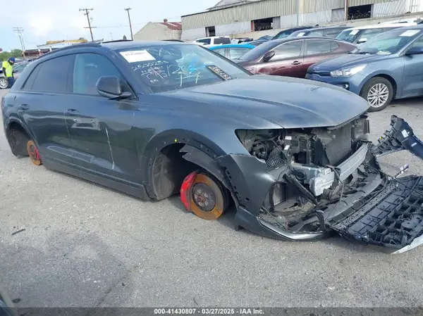WA1CWBF11ND017665 2022 AUDI SQ8 - Image 1