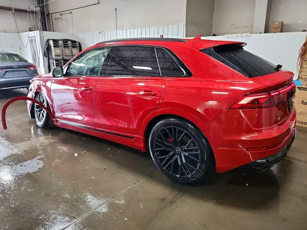 WA1CWBF19RD015507 2024 AUDI SQ8 - Image 2