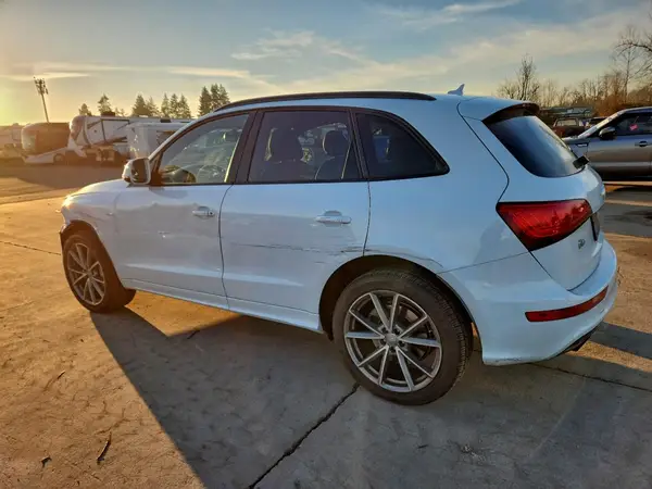 WA1D7AFP1GA123845 2016 AUDI Q5 - Image 2
