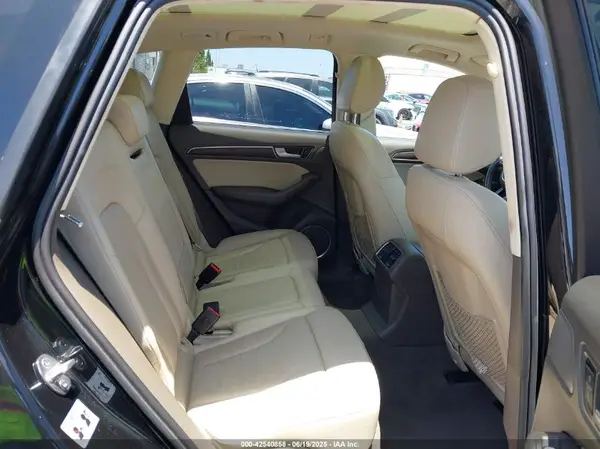 WA1D7AFP1HA049943 2017 AUDI Q5 - Image 8