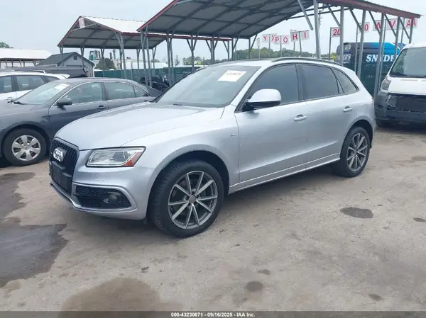 WA1D7AFP1HA072204 2017 AUDI Q5 - Image 2