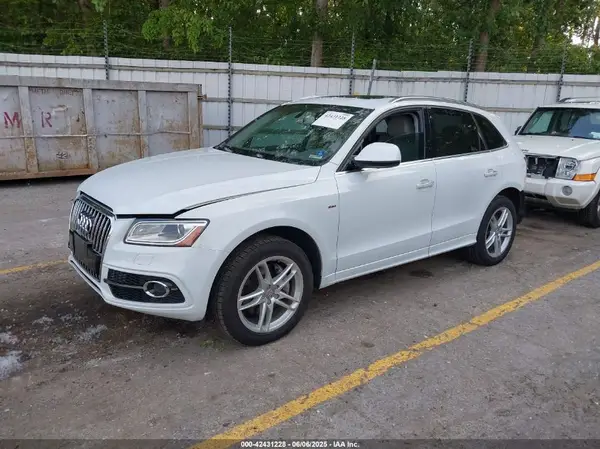 WA1D7AFP1HA099855 2017 AUDI Q5 - Image 2