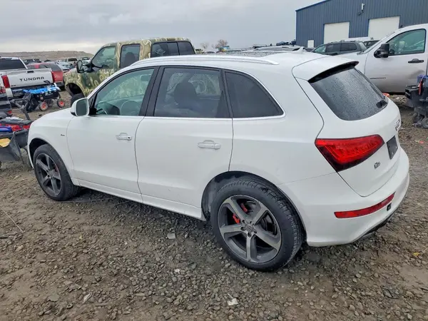 WA1D7AFP4HA067840 2017 AUDI Q5 - Image 2