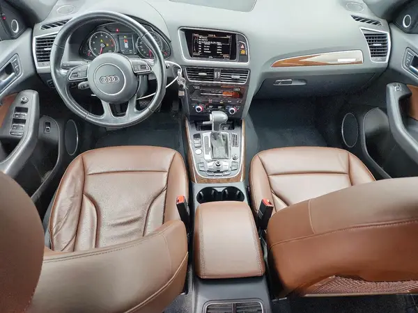 WA1D7AFP7HA066391 2017 AUDI Q5 - Image 8