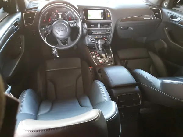 WA1D7AFP9HA063394 2017 AUDI Q5 - Image 8