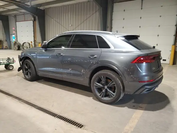 WA1DVAF1XKD020206 2019 AUDI Q8 - Image 2
