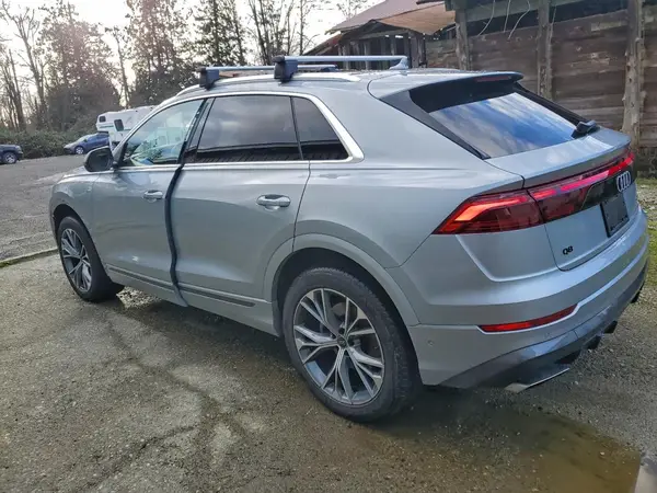 WA1DVBF1XSD036444 2025 AUDI Q8 - Image 2