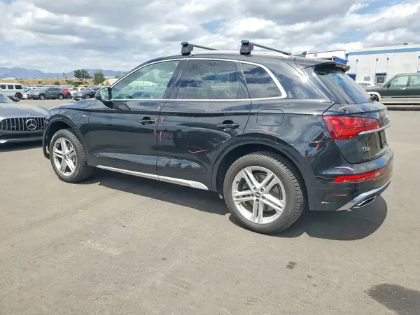 WA1E2AFY0M2015444 2021 AUDI Q5 - Image 2