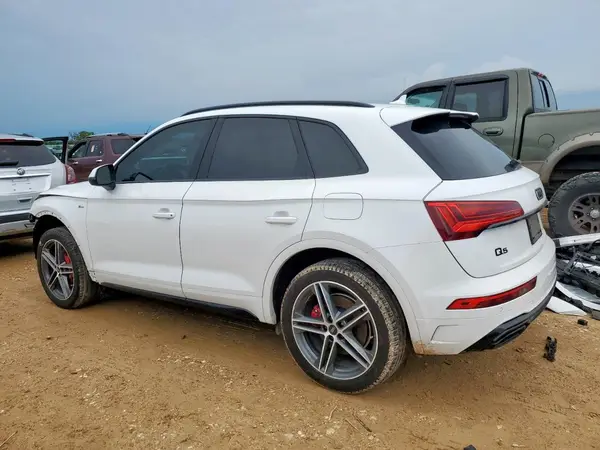 WA1E2AFY0R2014883 2024 AUDI Q5 - Image 2