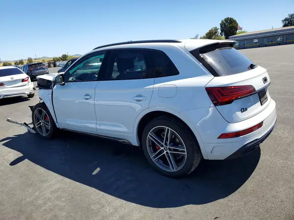 WA1E2AFY0S2019605 2025 AUDI Q5 - Image 2