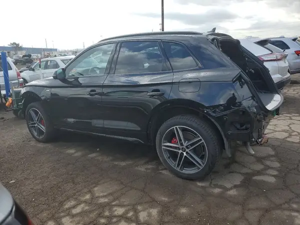 WA1E2AFY0S2022312 2025 AUDI Q5 - Image 2