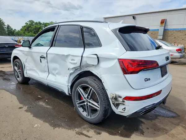 WA1E2AFY0S2063278 2025 AUDI Q5 - Image 2
