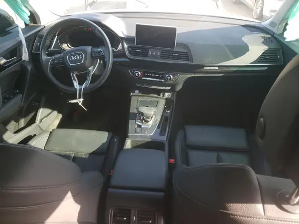 WA1E2AFY1L2049195 2020 AUDI Q5 - Image 8