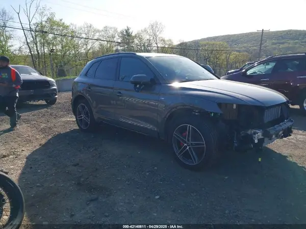 WA1E2AFY1R2128648 2024 AUDI Q5 - Image 1