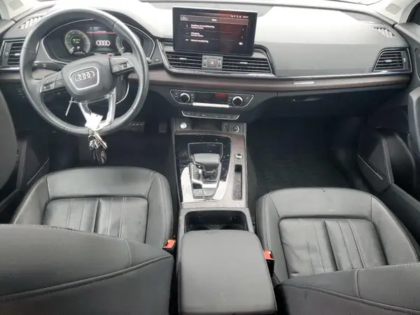 WA1E2AFY2M2031306 2021 AUDI Q5 - Image 8