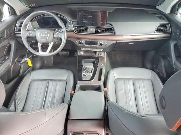 WA1E2AFY2M2048168 2021 AUDI Q5 - Image 8