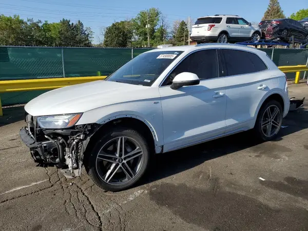 WA1E2AFY2M2082692 2021 AUDI Q5 - Image 1