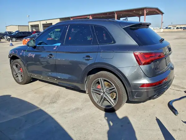 WA1E2AFY2R2123913 2024 AUDI Q5 - Image 2