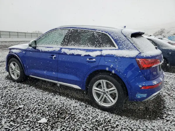 WA1E2AFY3M2019035 2021 AUDI Q5 - Image 2