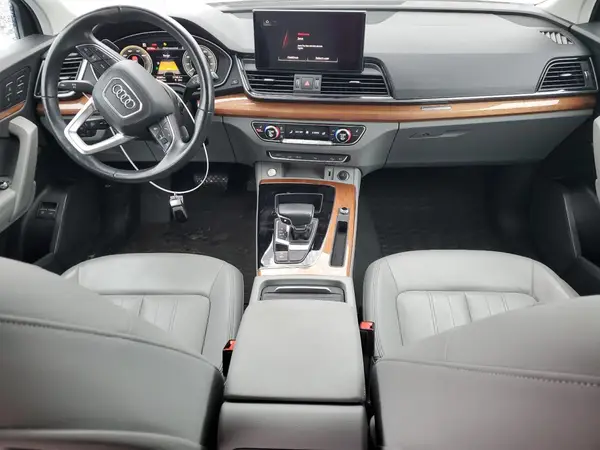 WA1E2AFY3M2019035 2021 AUDI Q5 - Image 8