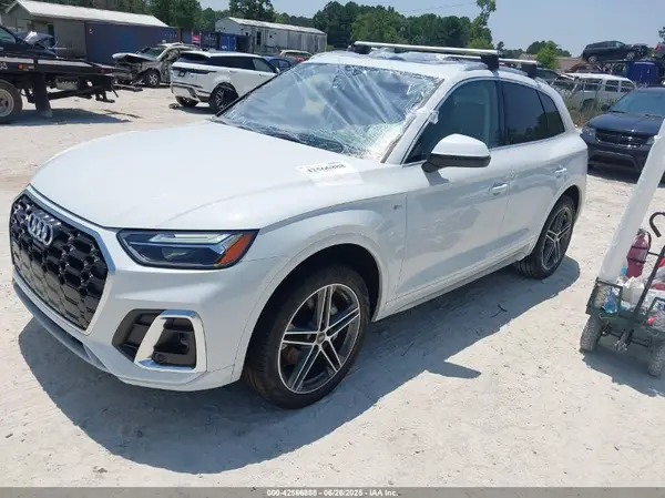 WA1E2AFY3P2087775 2023 AUDI Q5 - Image 2