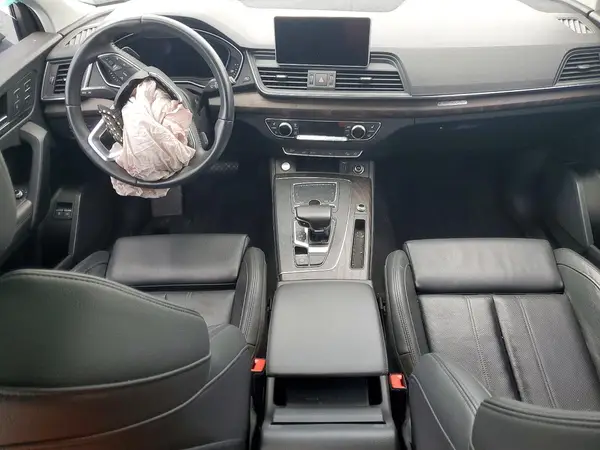 WA1E2AFY4L2045898 2020 AUDI Q5 - Image 8