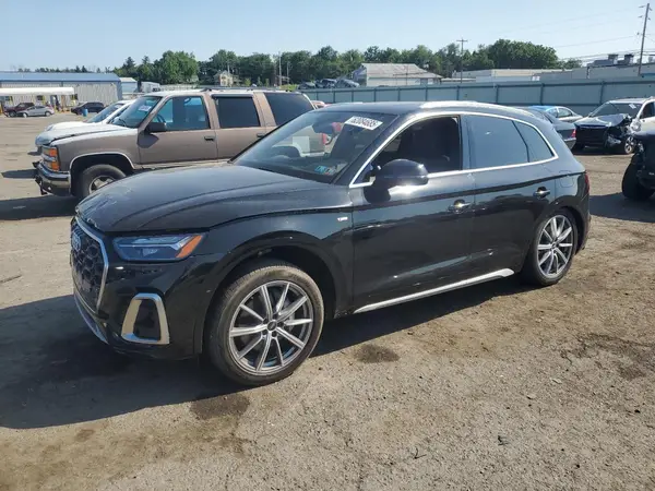 WA1E2AFY4M2043666 2021 AUDI Q5 - Image 1