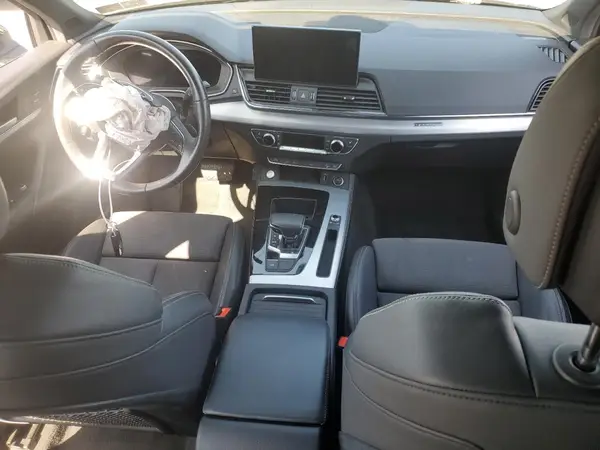 WA1E2AFY4M2043666 2021 AUDI Q5 - Image 8