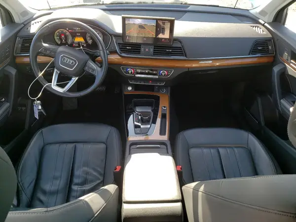 WA1E2AFY4M2071371 2021 AUDI Q5 - Image 8