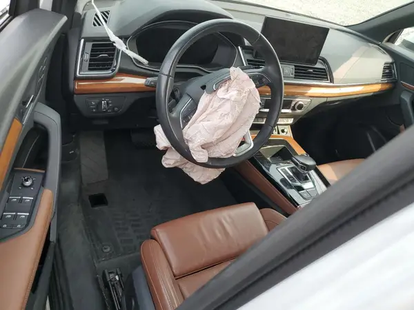 WA1E2AFY4M2136056 2021 AUDI Q5 - Image 8