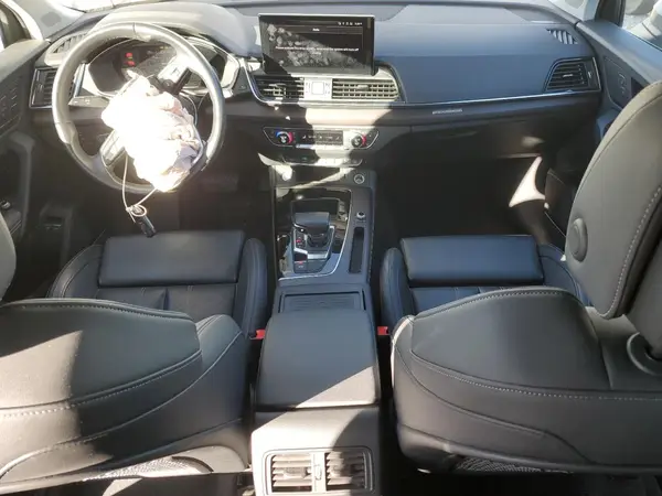 WA1E2AFY4N2084753 2022 AUDI Q5 - Image 8