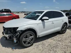WA1E2AFY5M2033261 2021 AUDI Q5