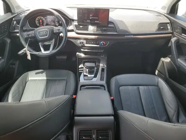 WA1E2AFY5M2033261 2021 AUDI Q5 - Image 8