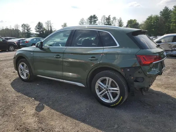 WA1E2AFY5M2040775 2021 AUDI Q5 - Image 2
