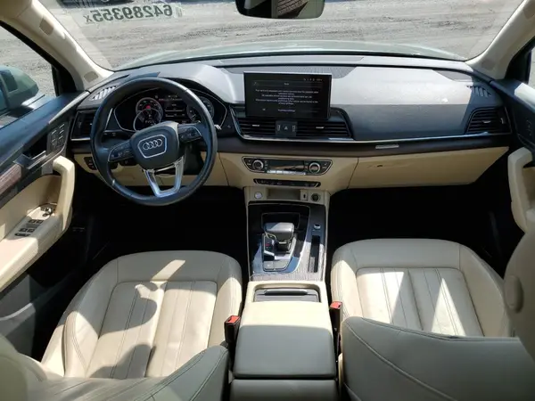 WA1E2AFY5M2040775 2021 AUDI Q5 - Image 8