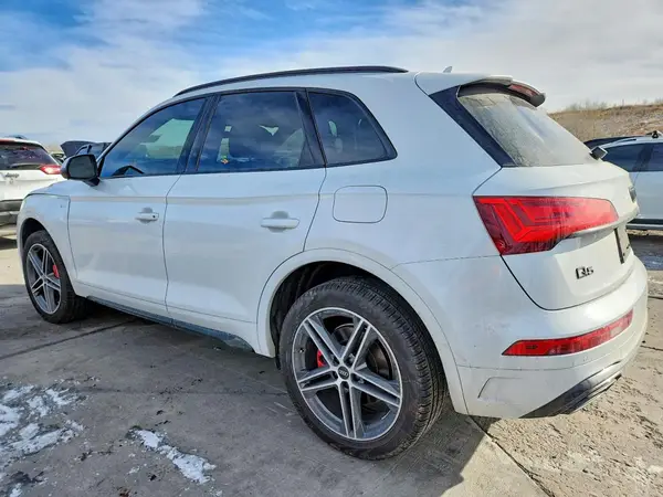 WA1E2AFY5R2144951 2024 AUDI Q5 - Image 2