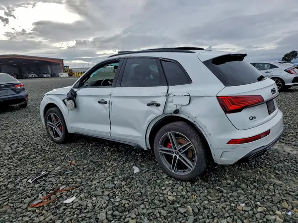 WA1E2AFY5R2145064 2024 AUDI Q5 - Image 2