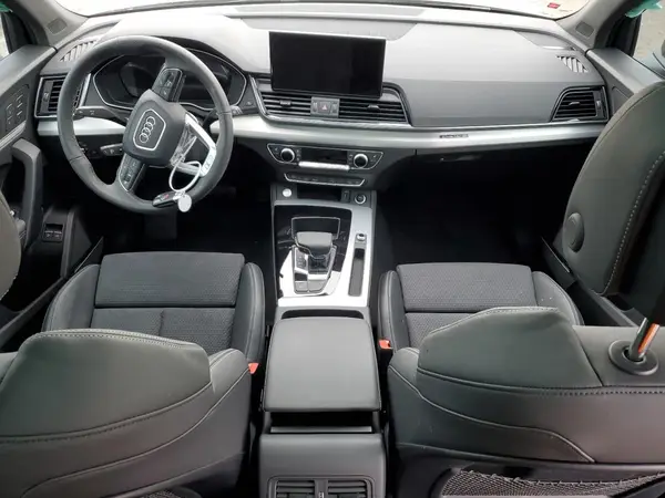 WA1E2AFY5R2149020 2024 AUDI Q5 - Image 8